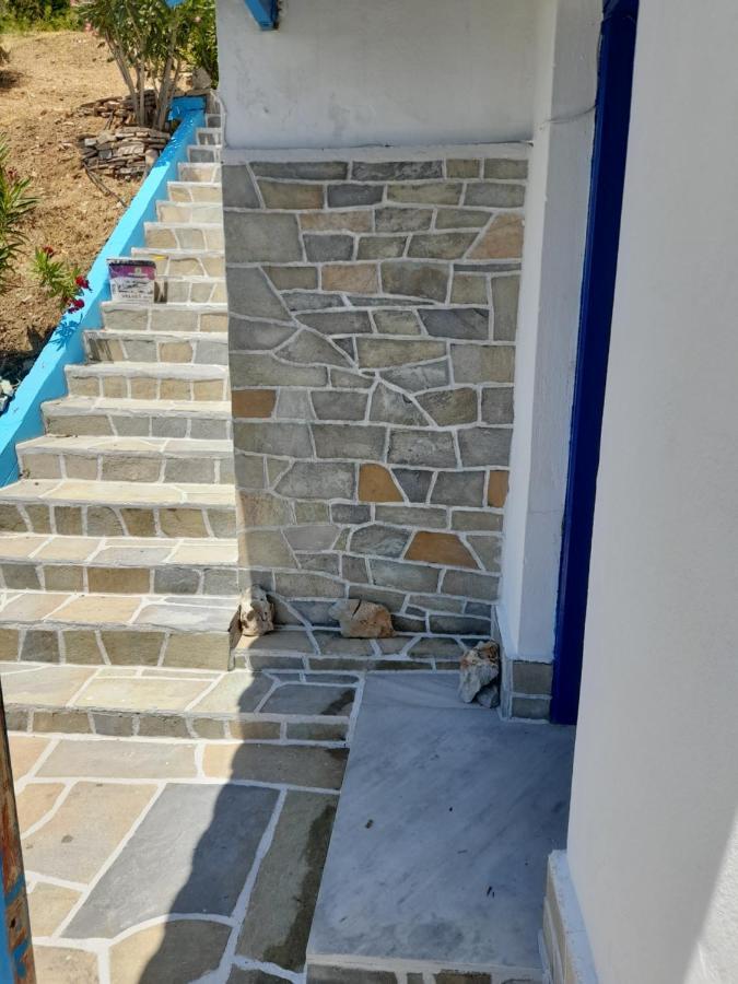 Studios Rena Fúrni Ikaríasz Kültér fotó